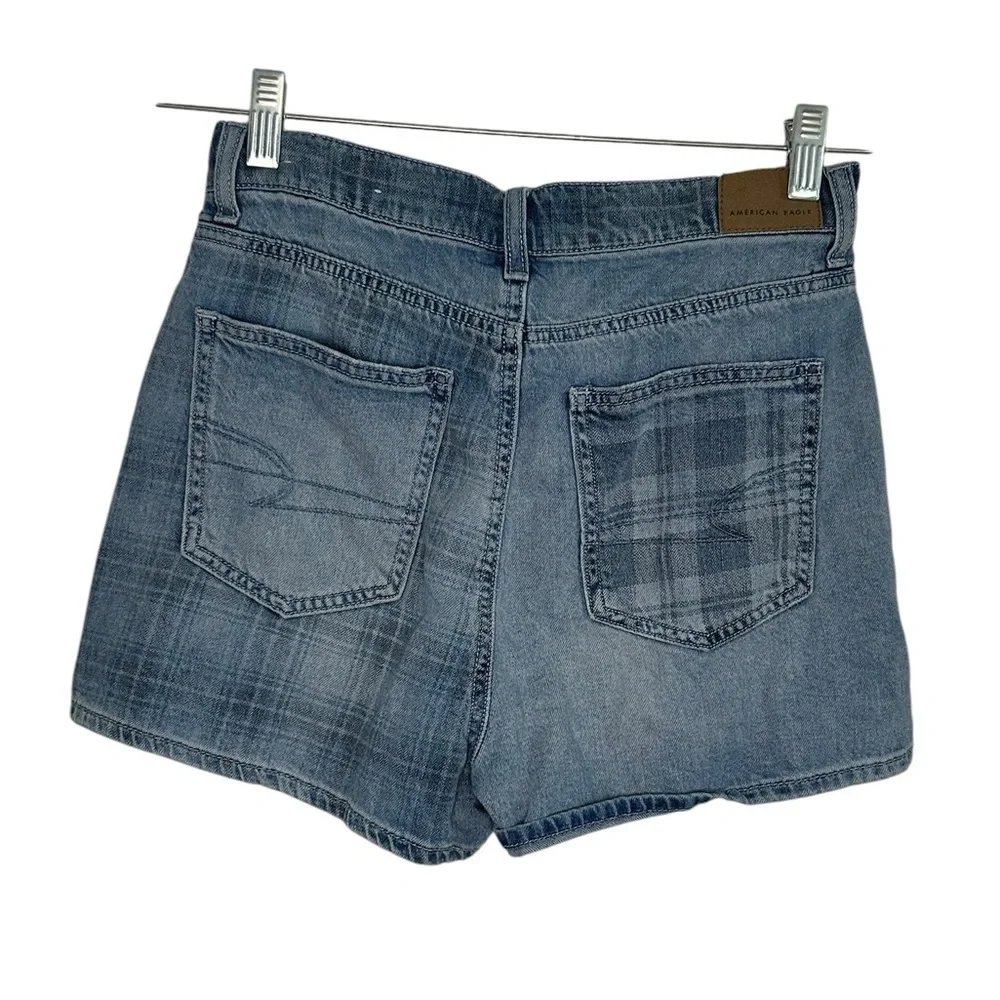American Eagle Highest Rise Mom Short Blue Plaid Denim Women’s Size 4 Preppy